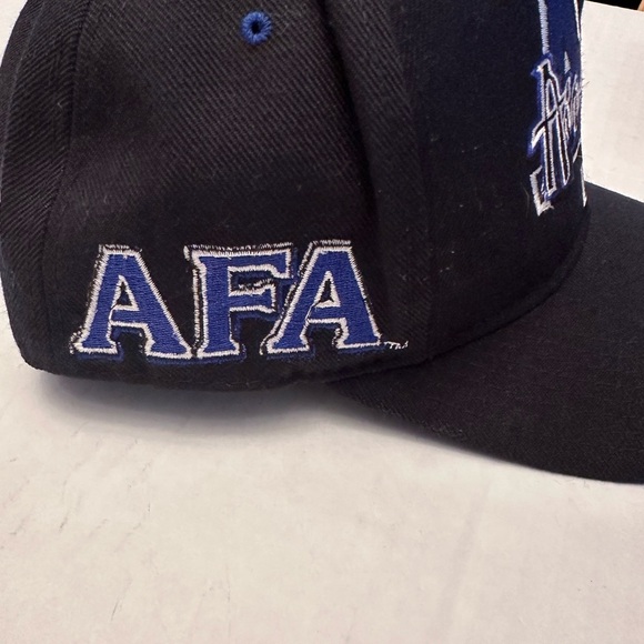 Vintage 90s Air Force THIS IS SOLD! - Picture 3 of 8